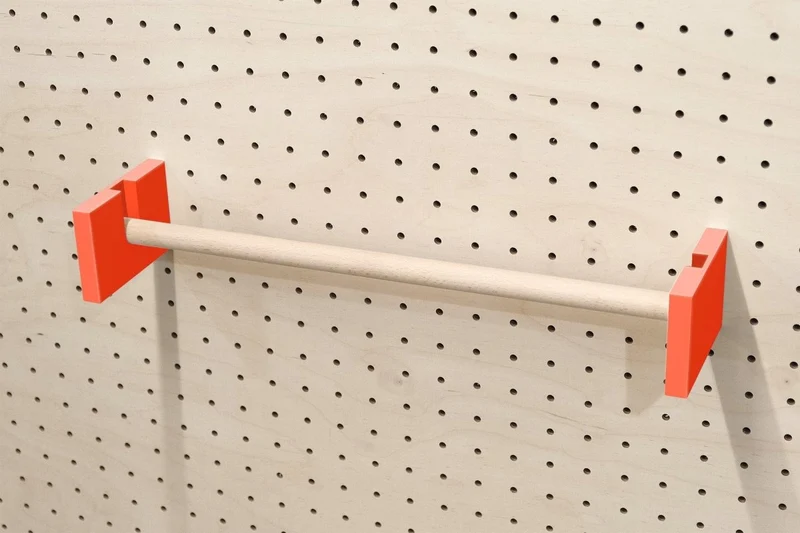 Porte-rouleau kraft mural pour pegboard – dérouleur papier panneau perforé