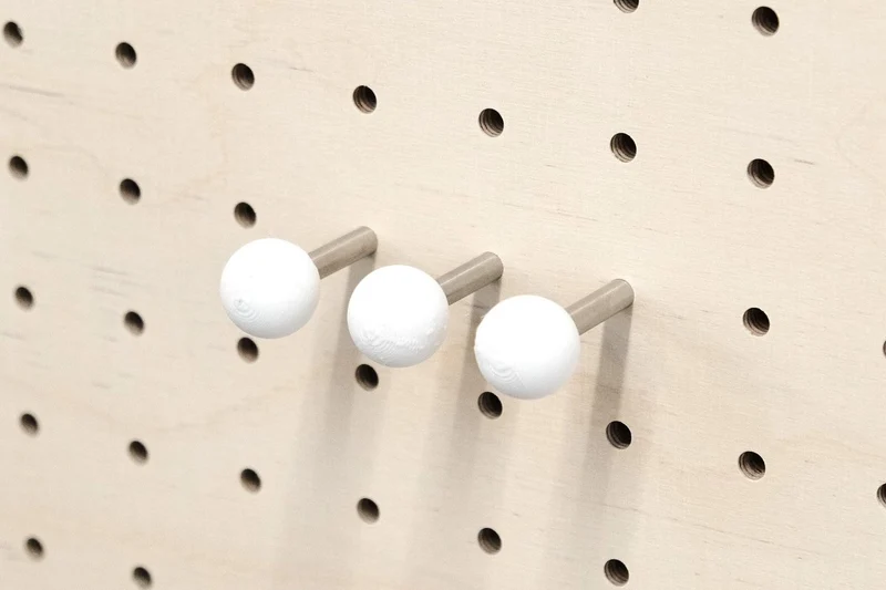 Tourillons colorés pour pegboard – goupilles à bille panneau perforé à l'unité