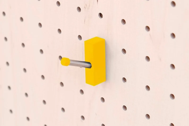 Crochet mural multi-usages pour pegboard – patère panneau perforé