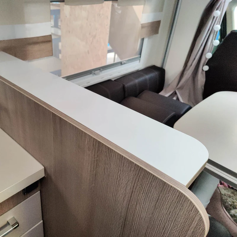 Tablette de rangement pour les modèles Chausson et Challenger