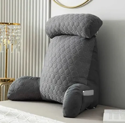 Coussin de lecture gris