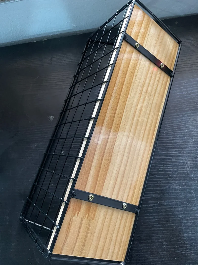 Étagère murale bois et métal