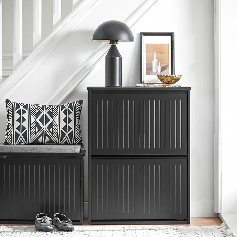 SoBuy FSR165-K-SCH Meuble à Chaussures à Abattants 2 Niveaux – Rangement Discret pour Entrée – 61x26x81 cm Noir