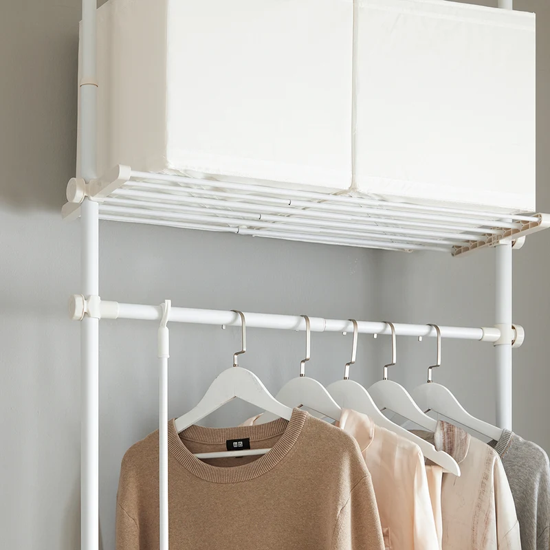 SoBuy KLS07-W Portant à vêtements télescopique solide - Penderie ouverte réglable avec tringles et étagères, Porte manteau pour chambre/dressing, Blanc