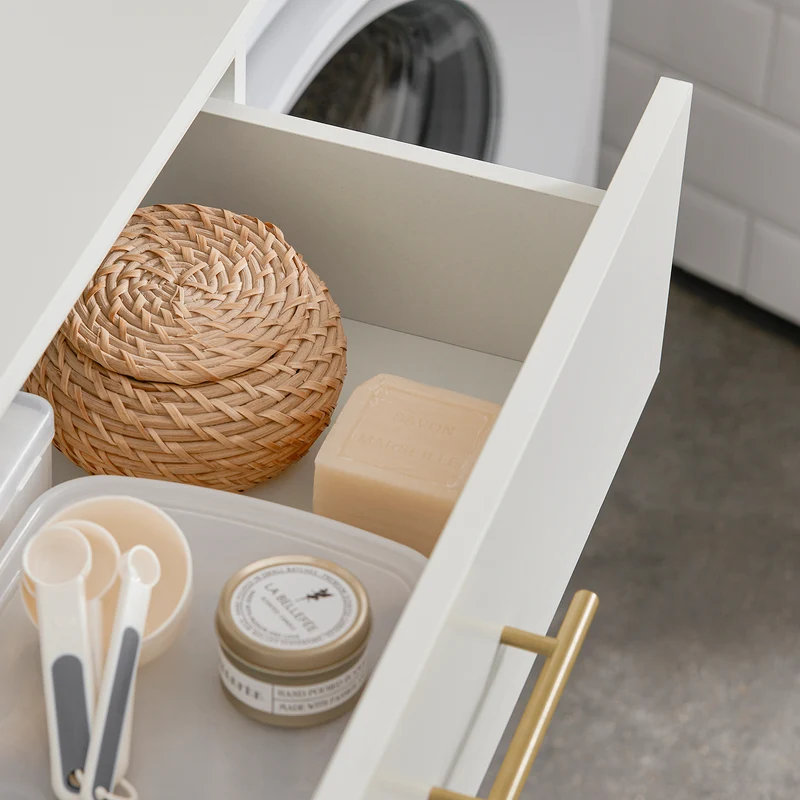 SoBuy BZR66-W Meuble Salle de Bain avec Panier à Linge Amovible, 1 Tiroir et 2 Étagères – Rangement Compact Blanc – 66×37×95 cm