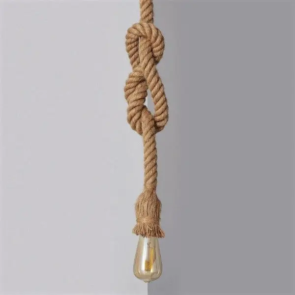 Suspension Industrielle Avec Corde