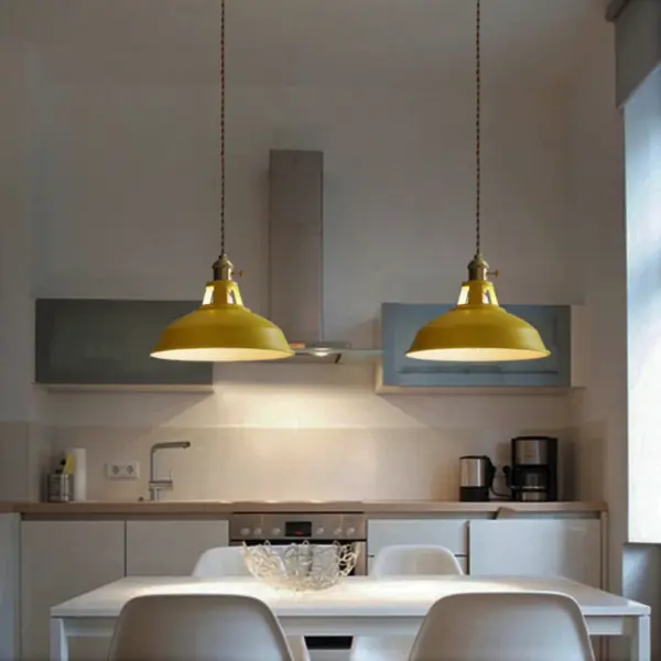 Suspension Industrielle Jaune