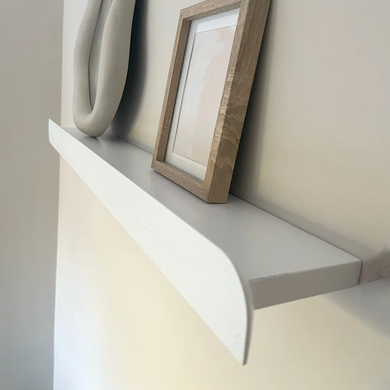 Cielo L+M Shelves and Three Hooks · White