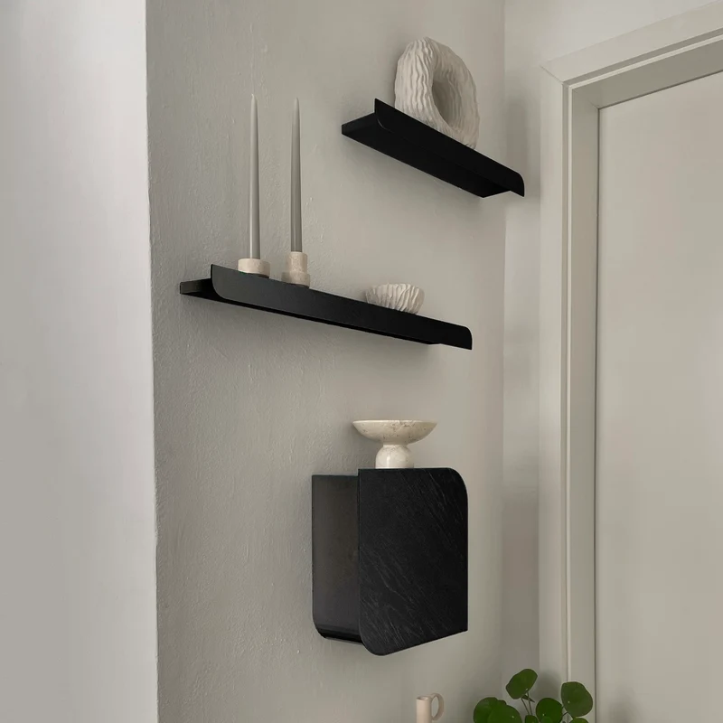 Cielo Wall Shelf · Medium Black