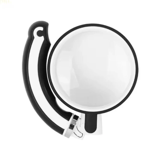 Loupe de lecture courbée