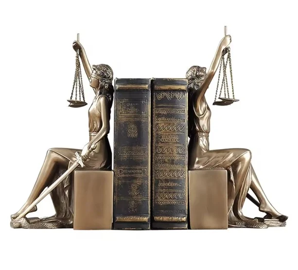 Serre livre dame justice