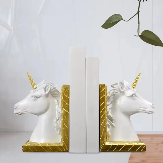 Serre livre licorne