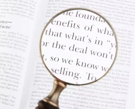 Loupe de lecture style antique