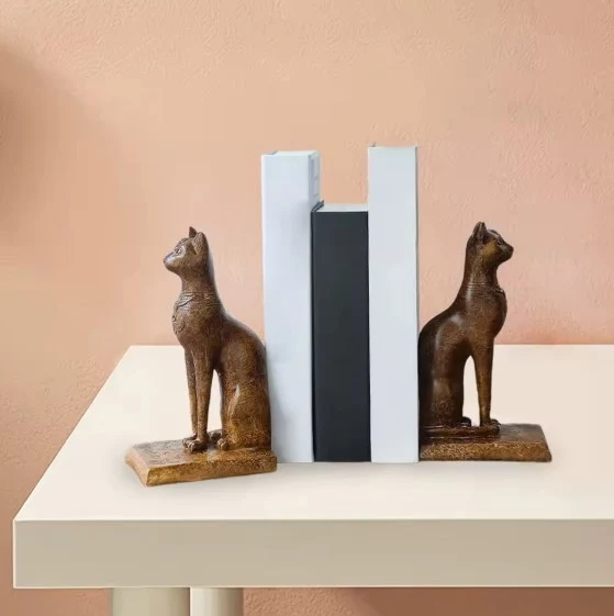 Serre livre Bastet éternelle