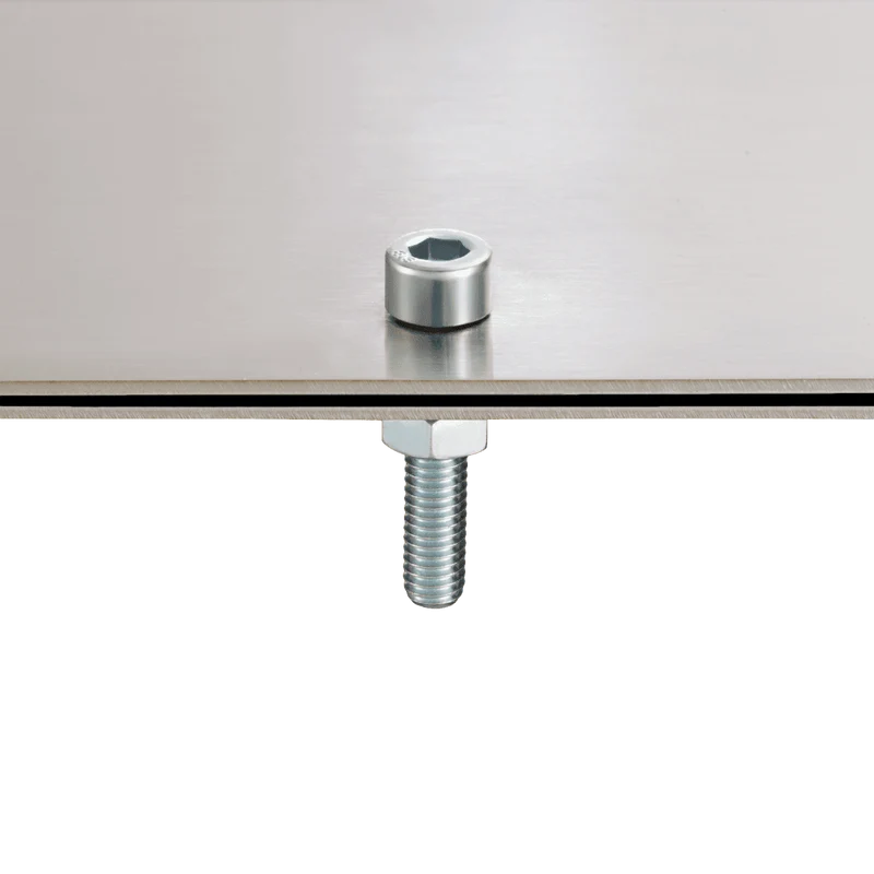 8 X 30 MM HEX HEAD BOLT IN A